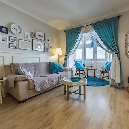 Piccolo- Steps Away To Everything * Sliema