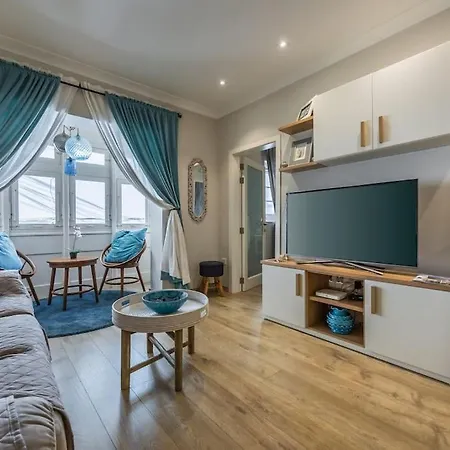 Piccolo- Steps Away To Everything Sliema
